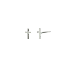 Minimalistische silberne Kreuz-Ohrstecker in Vorder- und Seitenansicht auf weißem Grund