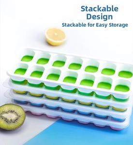 Stackable 14-grid ice cube tray with lid in four colors with a space-saving design