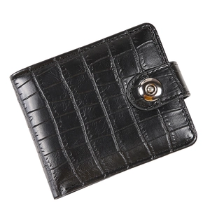 Men's retro crocodile pattern leather wallet with snap closure in black finish