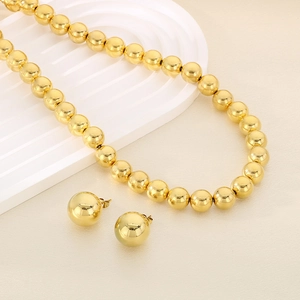 Ensemble collier et boucles d'oreilles en perles dorées en acier inoxydable chic