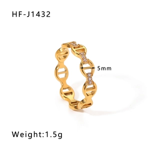 Detailed view of 5mm gold chain ring with micro-pave cubic zirconia accents