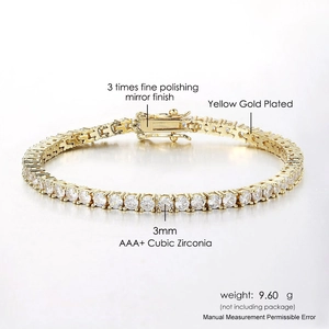 Dettaglio del bracciale tennis con zirconi AAA+ da 3mm e finitura in oro giallo 18K
