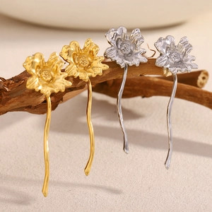 Vintage Floral Drop Earrings 316L Stainless Steel 18K Gold Plated Artistic Long Wavy Stem French Aesthetic Jewelry