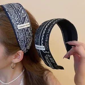 Serre-tête large à motif paisley avec étiquette faite main pour coiffure féminine