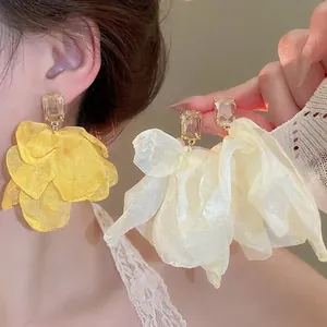 Elegant 3D fabric flower earrings with zircon studs for a sophisticated vacation look