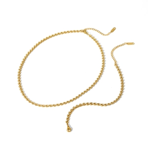 Detail of golden stainless steel heart link chain necklaces with lobster clasp and extender
