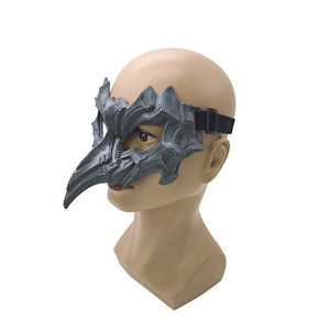 Vue latérale détaillée d'un masque de médecin de la peste gris de style mécanique