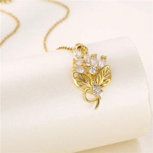 18K gold plated stainless steel floral pendant necklace with sparkling cubic zirconia