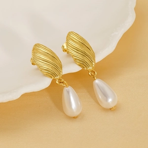 French vintage 18K gold plated striped earrings with elegant white teardrop pearls