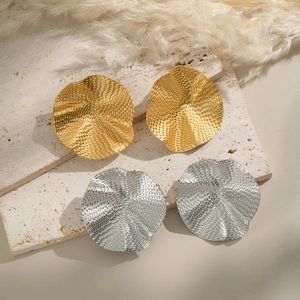 Exaggerated hammered ruffle stud earrings in gold and silver finish stainless steel