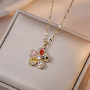 Collier Pendentif Fleur Colorée Acier Titane Incrusté De Zircone Larme Bijoux De Mode Cadeau Pour Femmes