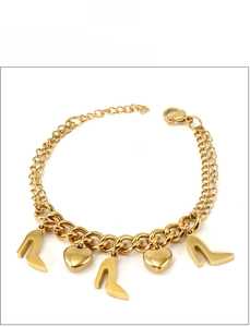 Bracelet double couche plaqué or 18K avec pendentifs cœur et chaussure à talon haut