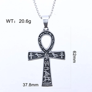 Pendentif croix Ankh détaillé avec hiéroglyphes, mesurant 62 mm par 37,8 mm