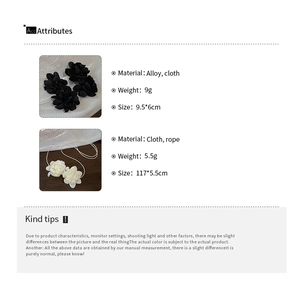 Spécifications du tour de cou fleur en tissu blanc et de la broche fleur en tissu noir