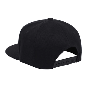 Klassische schwarze Hip-Hop-Baseballkappe mit flachem Schirm und verstellbarem Verschluss