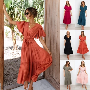 Vestido maxi bohemio con cuello en V, manga corta, lazo en cintura y falda de capas