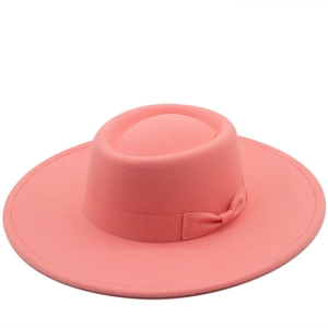 Chapeau fedora rose à large bord en laine avec ruban gros-grain et nœud