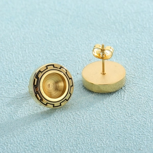 Boucles d'oreilles rondes en titane doré avec motif cercle noir et fermoir papillon