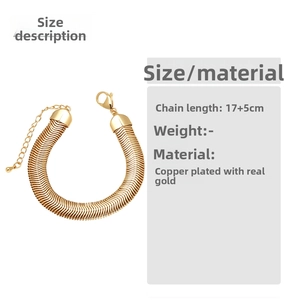 Detailed view of the gold-plated copper snake chain bracelet with size measurements