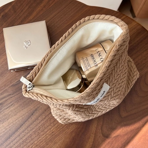 Vintage textured jacquard fabric cosmetic bag with cable knit pattern and zipper closure