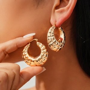Chunky Hoop Earrings Geometric Round Quilted Pattern Metal Fashion Retro Jewelry For Women With Silver Earring Post