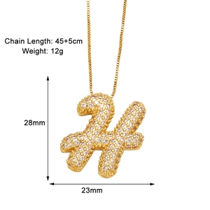 Spécifications de taille pour le pendentif lettre H dorée cursive et collier en zircon