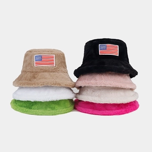 Chapeau Cloche Femme Fausse Fourrure Broderie Drapeau Américain Hiver Chaud Peluche Accessoire De Mode
