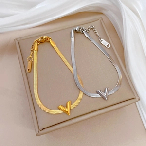 Minimalist V-shaped titanium steel herringbone chain bracelet in gold and silver finish