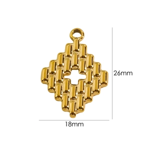 Detailed macro view showing the 26mm x 18mm dimensions of the golden rhombus pendant