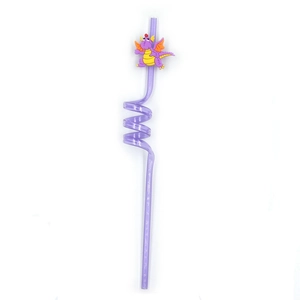 Vue détaillée d'une paille dinosaure violette pour les fêtes d'enfants et goûters