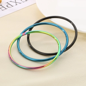 3mm stackable titanium steel bangles in black, blue, and rainbow plating colors