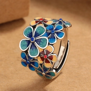 Anillo abierto vintage con flores de esmalte azul y banda ajustable para mujer