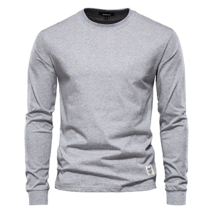 Detail of grey crewneck cotton t-shirt collar and brand label on a 3D mannequin