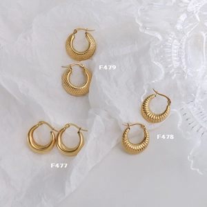 Boucles d'Oreilles Créoles Vintage en Acier au Titane Français pour Femmes Or Lisse Croissant Écailles Texture Géométrique Bijoux
