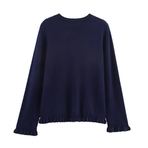 Pull en maille bleu marine à manches longues avec ourlet et poignets à volants