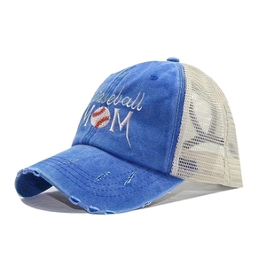 Vintage-Trucker-Cap in Blau und Cremeweiß mit Baseball-MOM-Stickerei und Used-Look