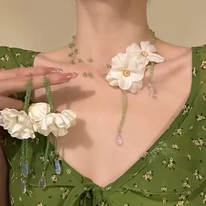 New Chinese Style Fabric Flower Pendant Necklace Fresh Sweet Beaded Choker For Women Elegant Floral Jewelry Accessory
