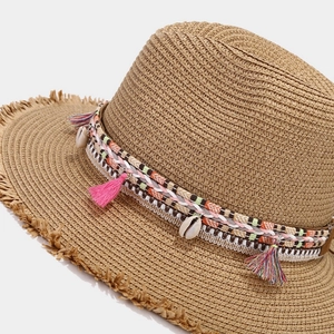 Chapeau de soleil bohème en paille à larges bords avec glands ethniques et coquillages