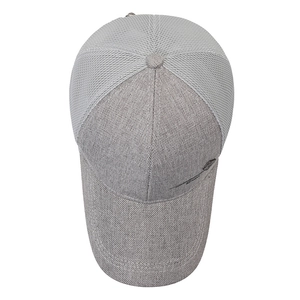 Atmungsaktive Herren-Baseballkappe in Hellgrau mit Netzdesign für Outdoor-Aktivitäten
