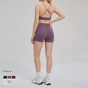 Ensemble de yoga violet pour femme avec soutien-gorge de sport et short taille haute