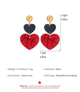 Spécifications de taille et détails du matériau pour boucles d'oreilles cœur basket