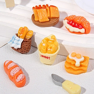 Miniature Food Bread Toast Resin Cabochons DIY Hair Clips Fridge Magnets Dollhouse Decor Cute Play Food Accessories