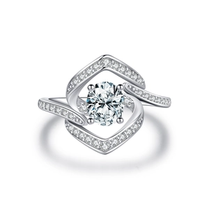 Luxurious S925 sterling silver ring with sparkling round diamond and pavé setting