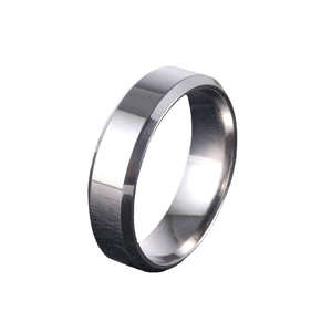 Minimalist 4mm silver bevel-edged stainless steel ring with a brushed and polished finish