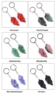Detailed comparison of leaf-shaped natural stone keychains in various colorful gemstones
