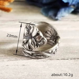 Vintage silver flower open ring with adjustable band, 23mm wide and 10.2g heavy
