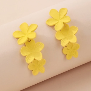 Chic yellow triple flower drop earrings with a matte finish in a summer floral style