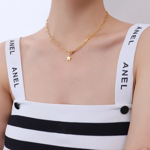Minimalist 18k gold plated paperclip chain necklace with star pendant for women