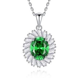 Elegant S925 sterling silver emerald necklace with ice-cut green stone and halo design