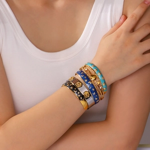 Ensemble de joncs en émail coloré dorés aux motifs célestes pour femmes